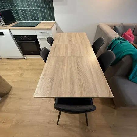 Apartment Le Fancy - 6 Pers, Proche Stade, Centre Commercial