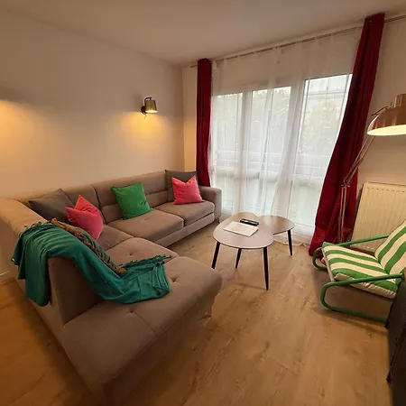 Apartment Le Fancy - 6 Pers, Proche Stade, Centre Commercial